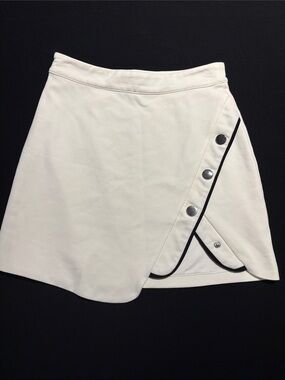 h:ours White A-Line Wrap Skirt with Black Trim